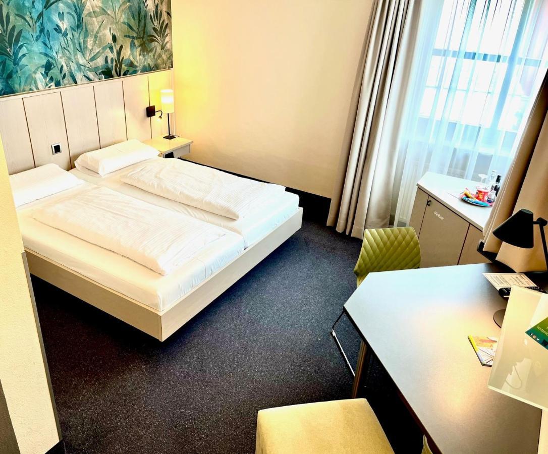 Schiller Hotel